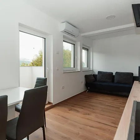 Apartmaji Laznik * Ljubno