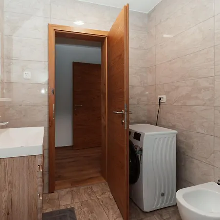 Apartmaji Laznik