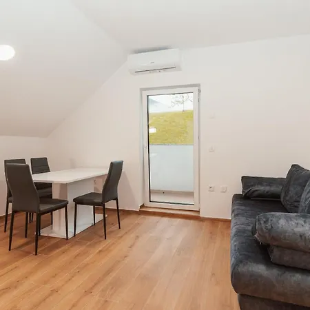 Apartmán Apartmaji Laznik