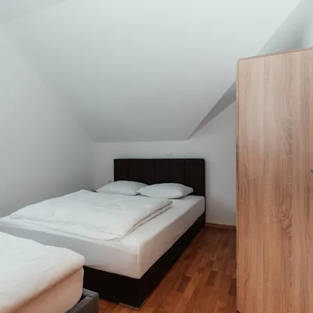 Apartment Apartmaji Laznik Ljubno