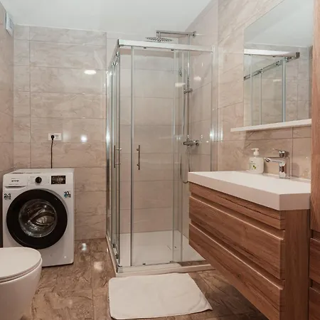 Apartmaji Laznik