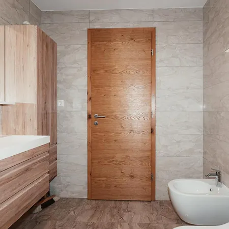 Apartmaji Laznik