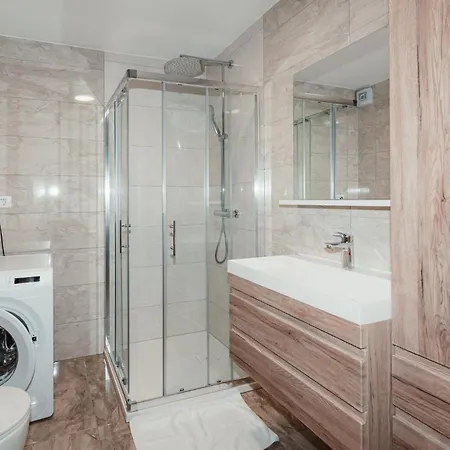 Apartmaji Laznik Ljubno