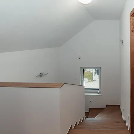 Apartment Apartmaji Laznik Ljubno