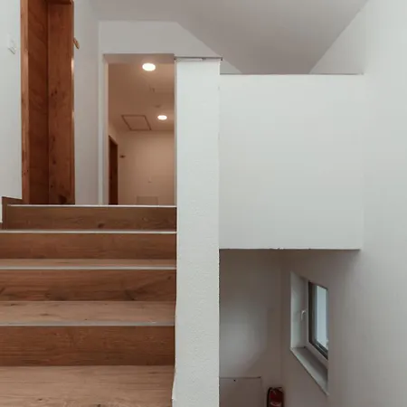 Apartmaji Laznik Ljubno