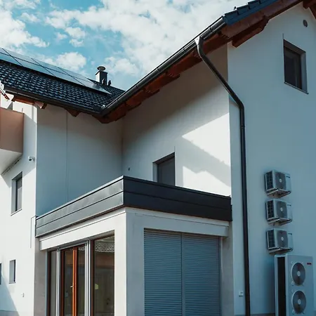 Apartmaji Laznik Apartamento Ljubno