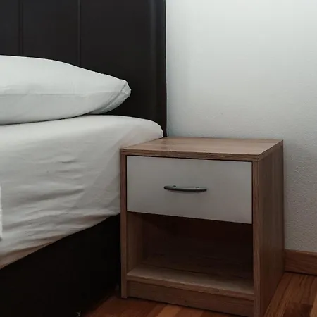 Lägenhet Apartmaji Laznik *