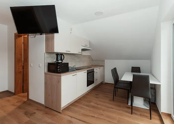 Apartmaji Laznik Appartamento