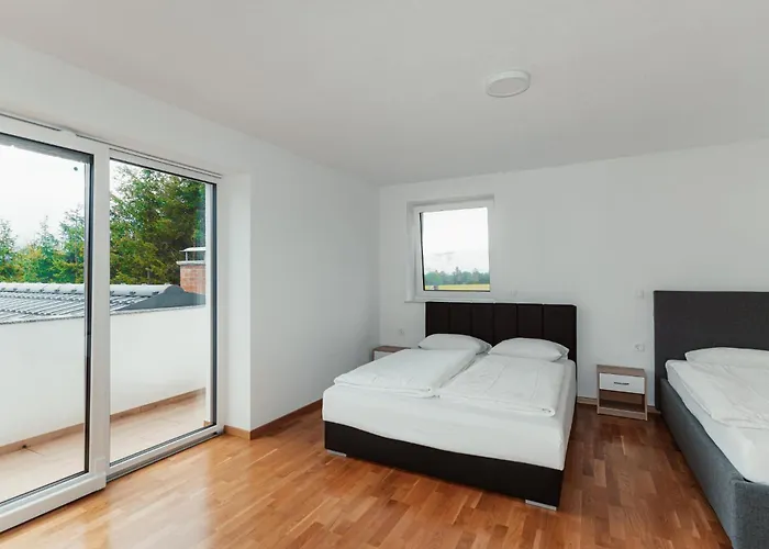 Apartmaji Laznik Appartamento *