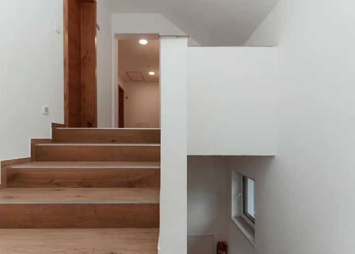 Apartmaji Laznik Ljubno